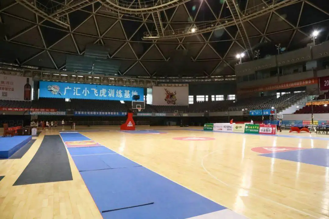 如何制定有效的篮球训练策略以提高球员表现_1